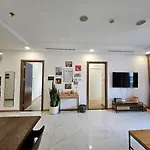 Solis Landmark Riverside Apartment