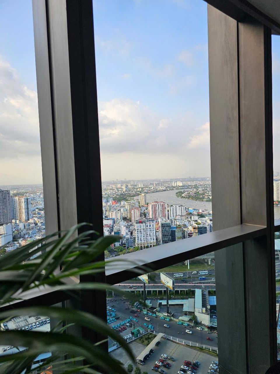 Solis Landmark Riverside Căn hộ